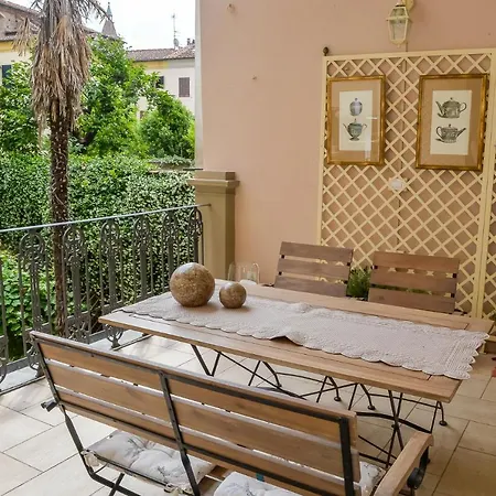 Numero 4 Bed and Breakfast Πιστόια